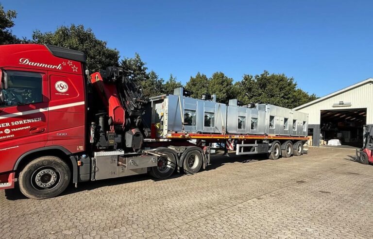 Instagram post from nim.dk. This post is in position 3.