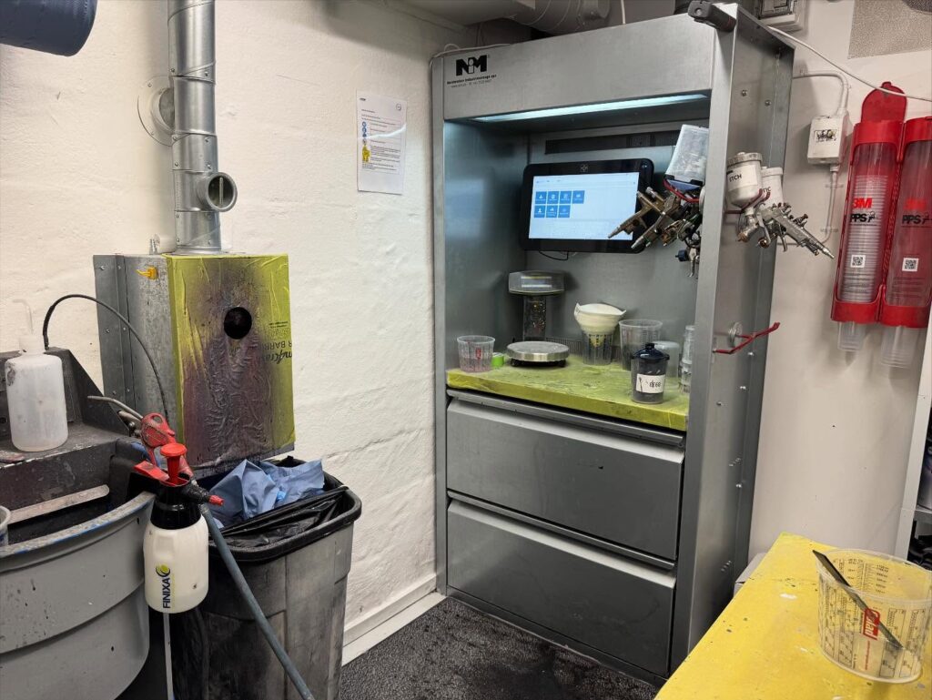 Instagram post from nim.dk. This post is in position 6.